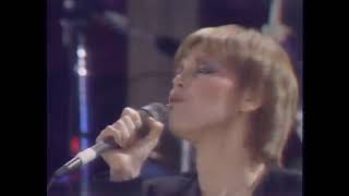 Pat Benatar Hit Me With Your Best Shot Live
