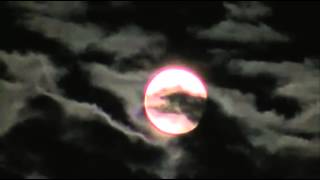 Debussy - Clair de Lune - Van Cliburn (with amazing time-lapse footage)