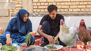 When Hamza laid eyes on Fatemeh's labor money, Fatemeh became very angry 