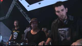 Chuckie b2b Betatraxx - Madness/Lessons In Love @ Live at Dirty Dutch 2012