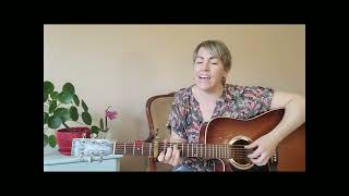 I Wanna Dance with somebody (acoustic)