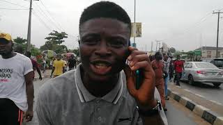 #ENDSARS: LAGOS PROTESTER INVITES OGUN, GOD OF THUNDER TO THE PROTEST