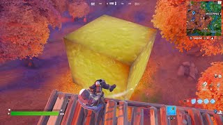 Fortnite Golden cube moving