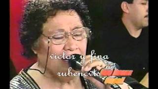 VICTOR Y FINA CANTANDO MIS TRISTEZAS