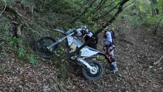 Hard Enduro  - Playing