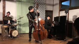 On The Sunny Side Of The Street/Wrap Your Troubles In Dreams; vocal & double bass by Kaoru Morishita