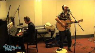 Benjy Ferree - "The Grips" (Live at WFUV/The Alternate Side)