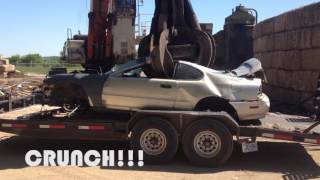 1995 Honda Prelude Special Edition Gets CRUSHED at the Junkyard- Honda Noob