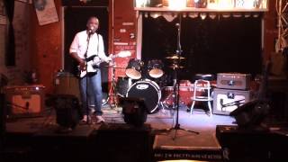 Deep South Open Mic 10-15-2013-3
