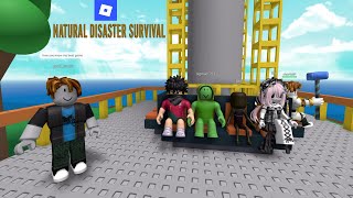 SURVIVING A SNOW AVALANCHE FROM THE HIGHEST RIDE 😱❄️Roblox Natural Disaster Survival