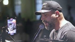 Itay Benda – Live Acoustic Cover  |  Tamid Ohev Oti – תמיד אוהב אותי