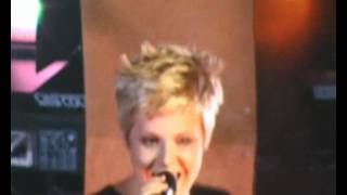 Robyn - Rockbjörn '99 award & live performance of "Electric"