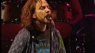 PEARL JAM - Elderly Woman Behind The Counter In A Small Town - Live - Argentina 2005-11-26