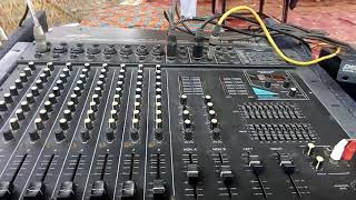 data sound mixer sitting