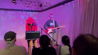 Victor V. Gurbo & Mark Caserta "Silver Bells" LIVE at Spoke the Hub