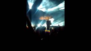 Steve Angello drops "No Good" at Escapade 2013 + Fireworks
