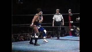 Las Estrellas Blancos I & III & Jr vs Bestia Salvaje/Comando Ruso/Panico (CMLL February 1989)