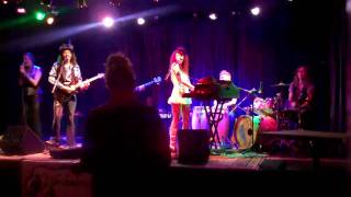 Wahnderlust live "Ganja Street" feat P-Funk's Kim Manning