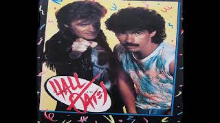 Hall & Oates - Dance On Your Knees (Live)