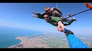 Saut VIP à 4000 mètres au-dessus de l'océan
