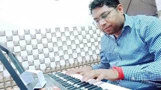 मेरी राहें तेरे तक हैं
तुझपे ही तो मेरा हक़ है
इश्क़ मेरा तू बेशक़ है
तुझपे ही तो मेरा हक़ है
साथ छो