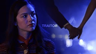 multicouples | traitor