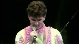 1981 SPLIT ENZ LIVE "IRIS" AND "WAIL" SYDNEY