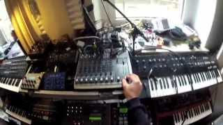 Daniel Nentwig plays house
