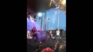 Ratt loving you is a dirty job live 4/9/16 Scottsdale,az