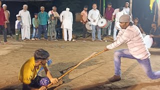 Mohharam mein gandasa khelne ka video