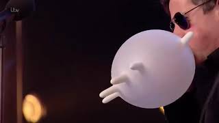 WHAT? This "FUNNY" MAGICIAN TOOK AMANDA's BRA!