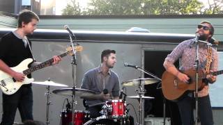 Leeroy Stagger ~ Beautiful House ~ Music in the Bay 2011