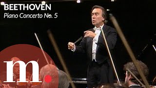 Claudio Abbado in a timeless classic with the Berlin Philharmonic and Daniel Barenboim at the piano