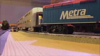 MTH Metra F40PH with an MTH 4-Car Metra Bi-Level Passenger Set