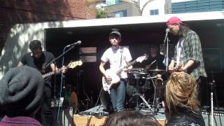 "Ume" (Live at The 20th St Block Party) - The Bilinda Butchers