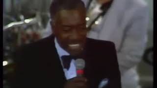 19 Count Basie 1981   At Carnegie Hall   One O'Clock Jump   FINALE