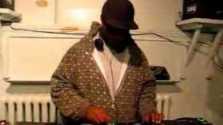 DJ SPOOKY MIXING 4 D.A.N TV