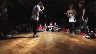 EXHIBITION BATTLE: Flowjob VS The Fameja @ Breax-Mas-Jam 2012