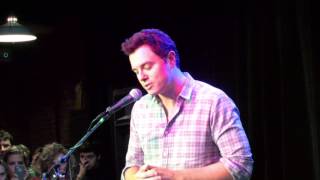 Seth MacFarlane Says to Vote for Mitt Romney