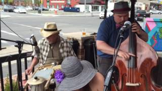 The Crawdiddies 'Come on Up to the House' cover (Tom Waits)