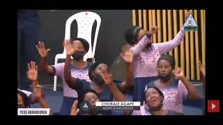 MUREKE IMANA IKORE LIVE PERFORMANCE NYARUGENGE BY AGAPE CHOIR NYARUGENGE