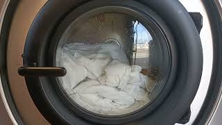 Cycle complet machine a laver speed queen et cycle de séchage dans le sèche linge speed queen. 