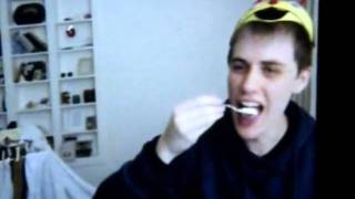 Dumb idiot bee guy eats spoonful of Mayonnaise! (viral video)