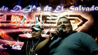 DISCOMOVIL ESCUELA DE DJS DE EL SALVADOR DJ BOMBOM SALUDANDO!!