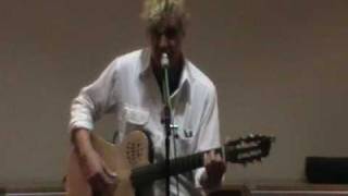 "Kleine weiße Friedenstaube" im "Falkenhagen" mit Max Biundo