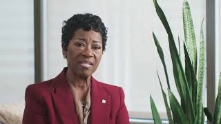 Mes de la Historia de la Mujer, Gerente de la Ciudad de Dallas, Kimberly Bizor Tolbert