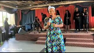 Wamanyi Mukama by Legendary Florence Rukundo live Performance at church,Ugandan evening  Program