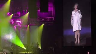 Amanda Miguel El me mintió. Las Vegas nv 7/30/22.Siempre te amarte tour.