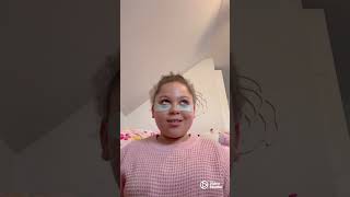 Get ready with me to go to my aunts Christmas party.  #wobbles #makeup