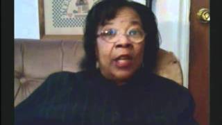 Mama Sings her Song.on ReggieTV